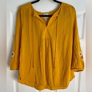 St. John’s Bay Bohemian Blouse Yellow Mustard Color Size Small New Never Worn